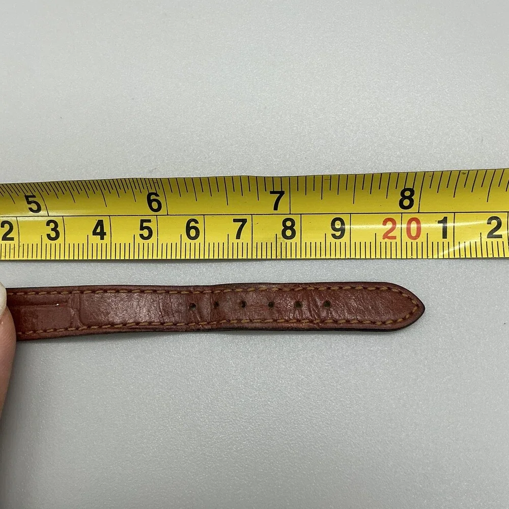 Le Chateau 2201L Womens Watch 24mm Gold Tone Brown Leather Date New Battery